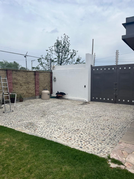 Casa en venta en Santa Rita, Silao de la Victoria — foto 3 de 15