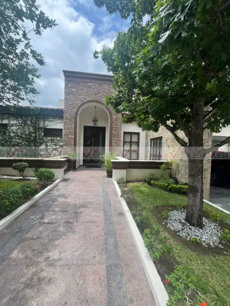 Casa en venta en Sierra Alta, Monterrey — foto 2 de 12