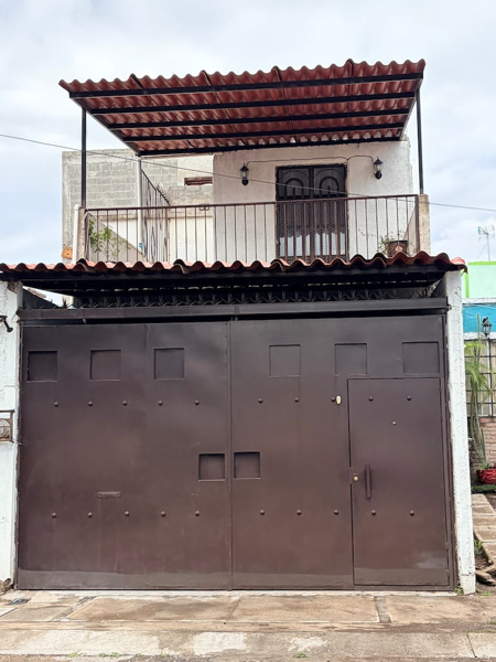 Venta de casa en Paseos de San Miguel Queretaro