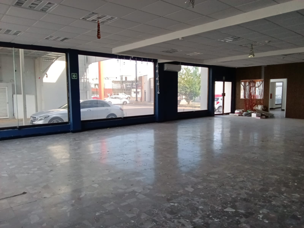 Local en renta en Ampliación los Ángeles, Torreón — foto 3 de 11