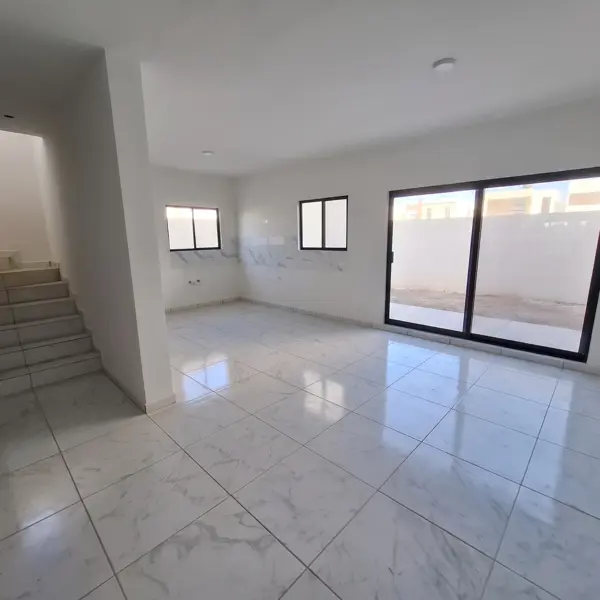 Casa en venta en Brisas Poniente, Saltillo — foto 2 de 10
