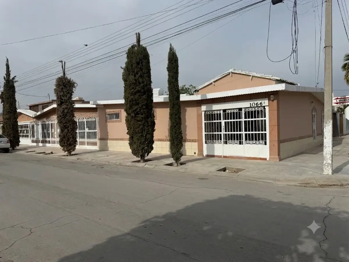 Casa en venta en Torreon Jardin, Torreón — foto 1 de 19