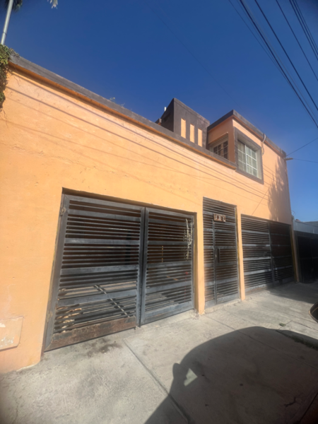 Casa en venta en Magisterio Sección 38, Saltillo — foto 3 de 5