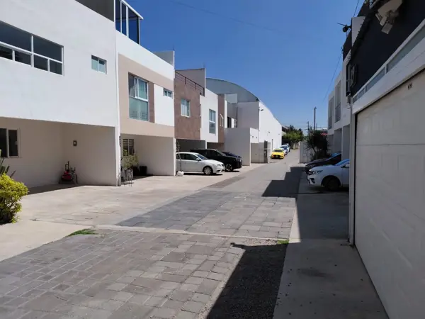 Casa en venta en Sanctorum, Cuautlancingo — foto 2 de 21