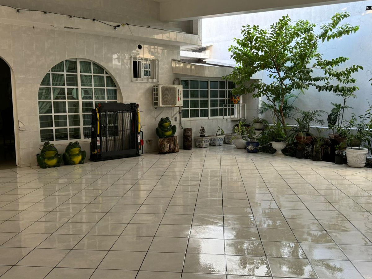 Casa en venta en Jardines de Mocambo, Boca del Río — foto 1 de 5