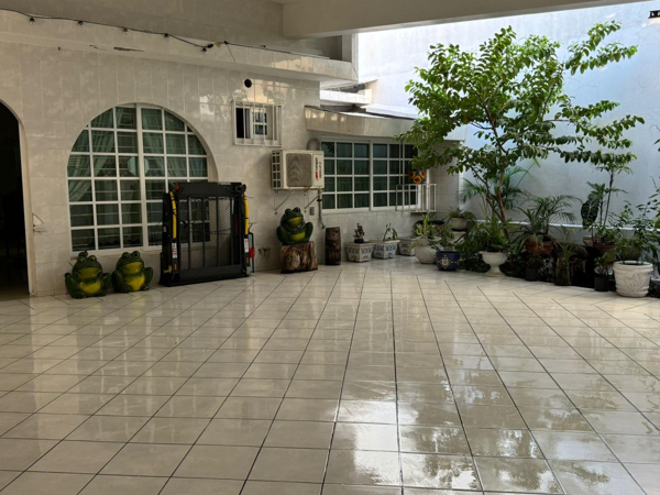 Venta de casa en Jardines de Mocambo