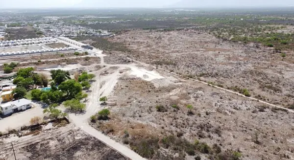 Terreno en venta en Valle de las Lomas, Ciénega de Flores — foto 3 de 5