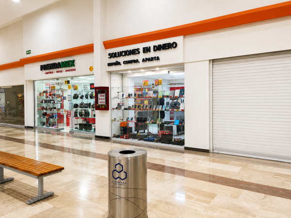 Local Comercial en Renta en Plaza Cristal en Zona Deportiva, Centro de Tabasco