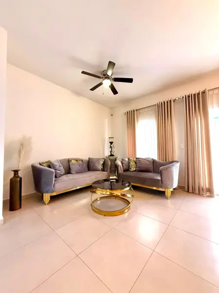 Casa en venta en Real de Sevilla Club Residencial, Hermosillo — foto 3 de 32