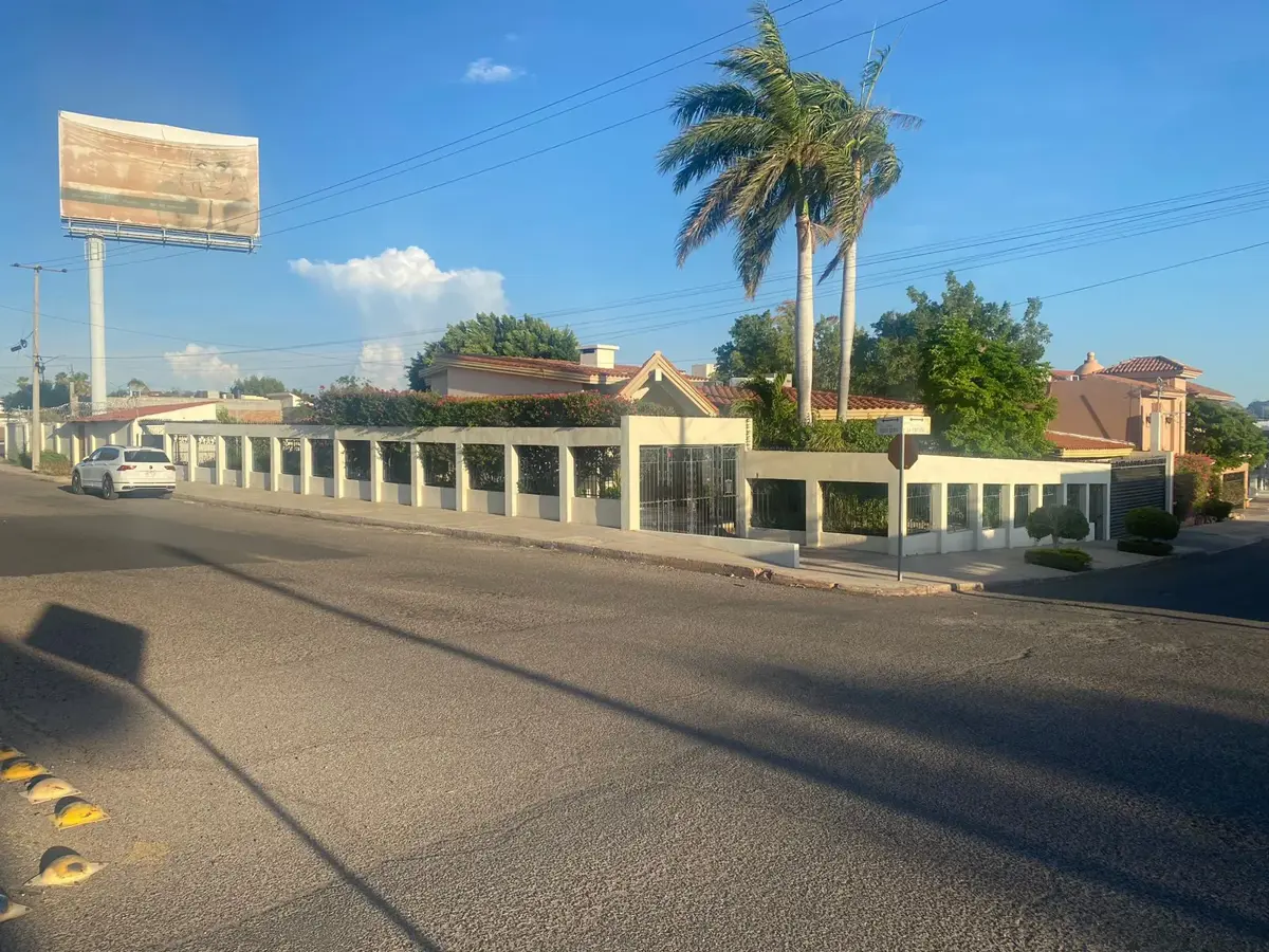 Casa en venta en Pitic, Hermosillo — foto 1 de 18