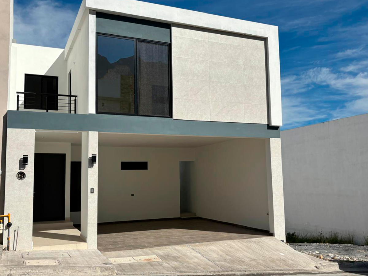 Casa en venta en Santoral, Dominio Cumbres, García Casa en venta en Santoral, Dominio Cumbres, García