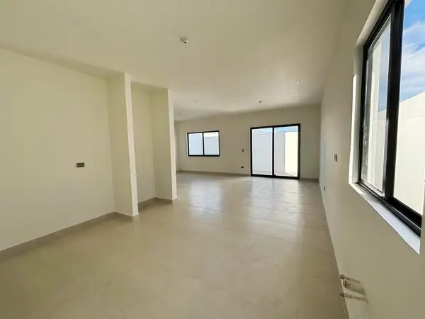 Casa en venta en Santoral, García — foto 3 de 16