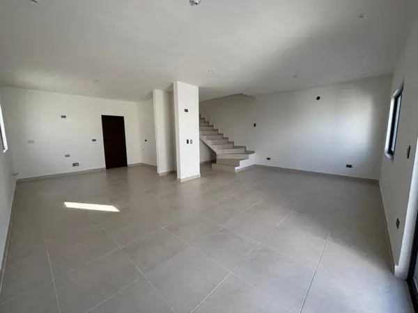 Casa en venta en Santoral, García — foto 2 de 16