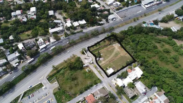 Terreno en venta en Bosques de las Lomas, Santiago — foto 2 de 18