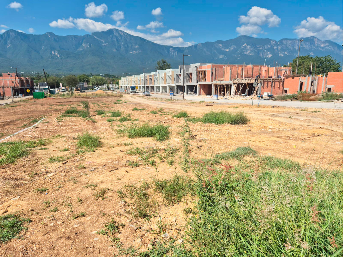 Terreno en venta, Las Huertas, Santiago, Carretera a las Cortinas Terreno en venta, Las Huertas, Santiago, Carretera a las Cortinas