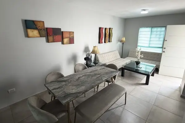 Casa en renta en Valle del Oriente, Arteaga — foto 2 de 10