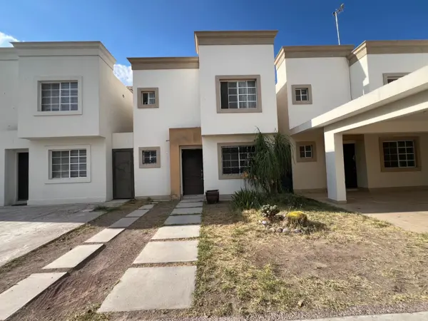 Casa en venta en Ampliación Senderos, Torreón — foto 2 de 15