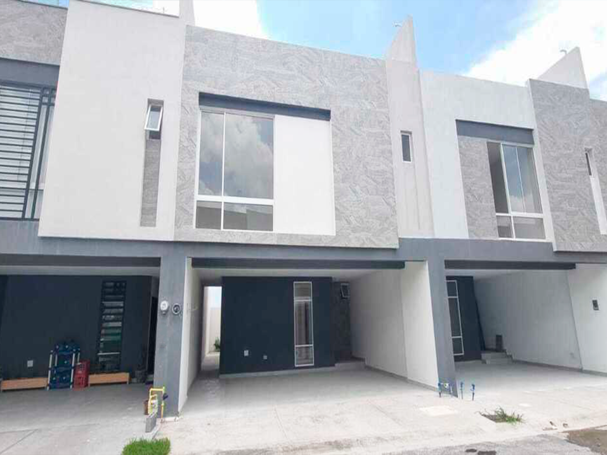 Casa en venta en Santuario Residencial, Dominio Cumbres Casa en venta en Santuario Residencial, Dominio Cumbres