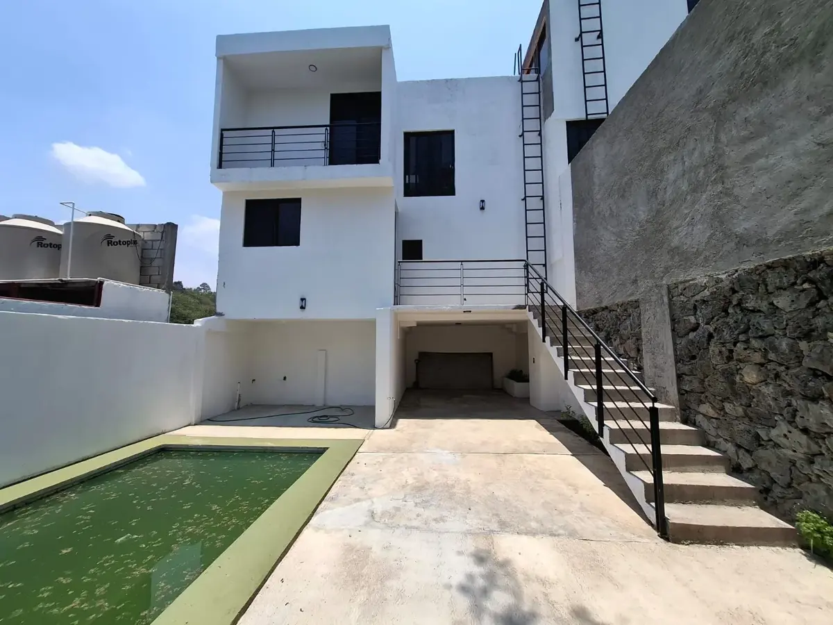 Casa en venta en Tzompantle Norte, Cuernavaca — foto 1 de 19