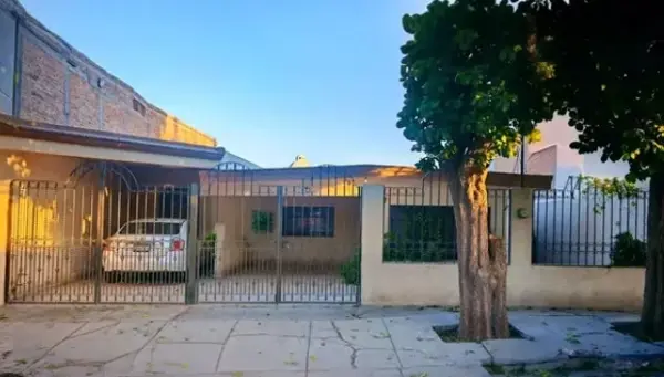 Casa en Venta en Gómez Palacio, Zona Residencial 5 de Mayo