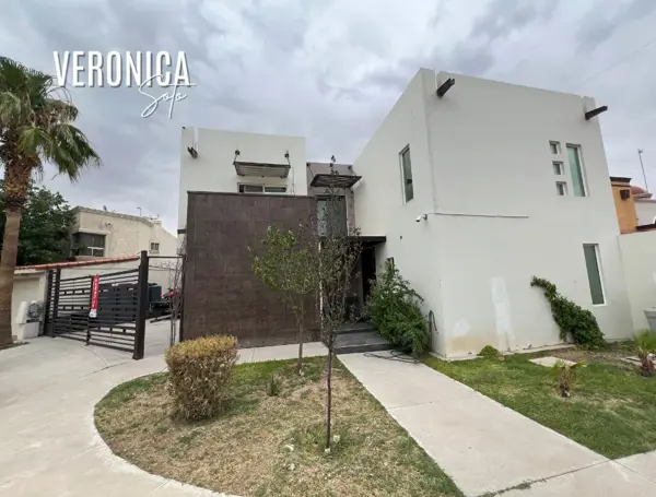 RESIDENCIA EN VENTA EN HACIENDA RESIDENCIAL