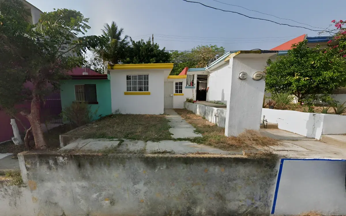 Casa en venta en Jardines de California, Coatzacoalcos — foto 1 de 8