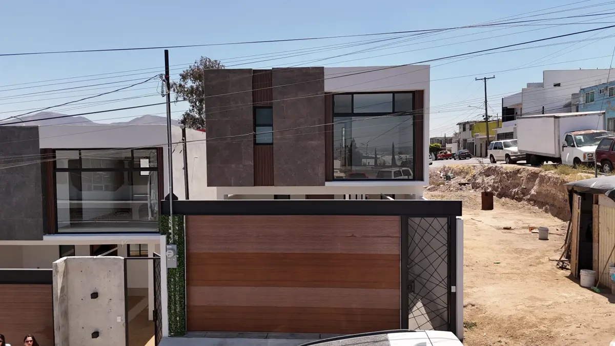 Casa en venta en Mariano Matamoros (Centro), Tijuana — foto 1 de 48