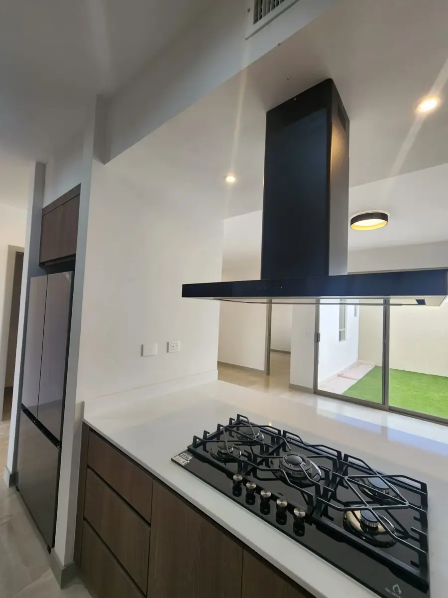 Vista 2 de CASA EN VENTA LOS VIÑEDOS