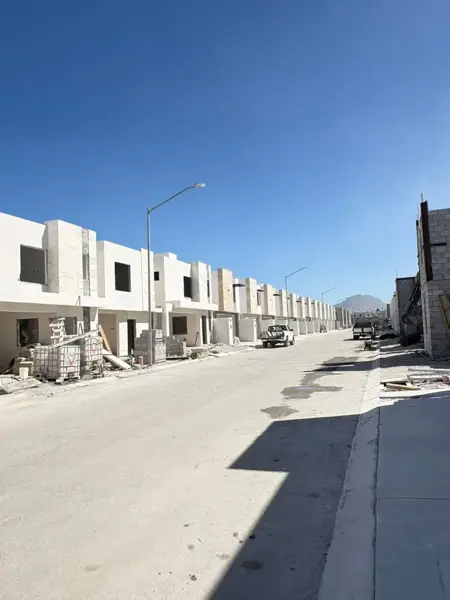 Casa en venta en La Colonia de San Sebastián, Saltillo — foto 3 de 5