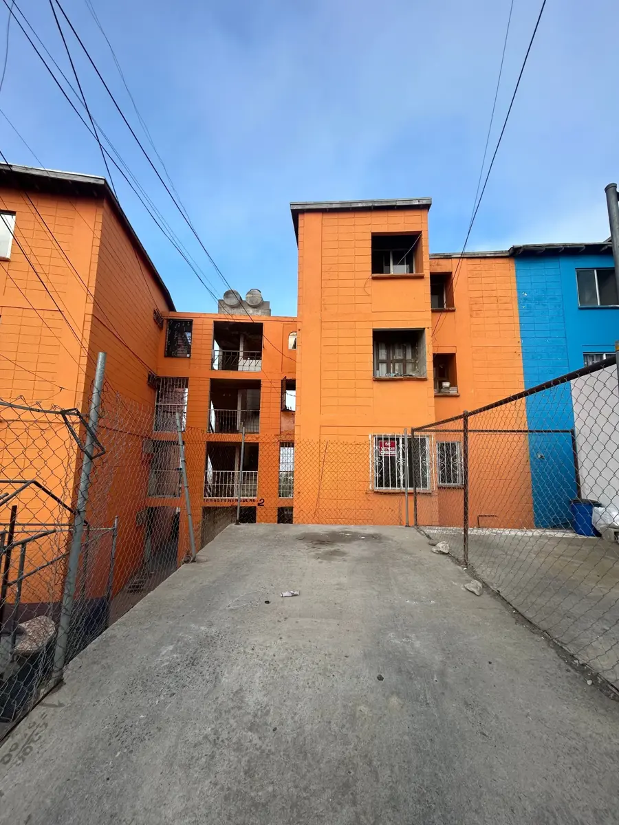 Departamento en venta en INFONAVIT Lomas del Porvenir, Tijuana — foto 1 de 7