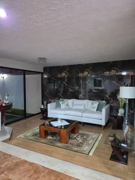 Casa en venta en Cumbres Morelia, Morelia — foto 2 de 42