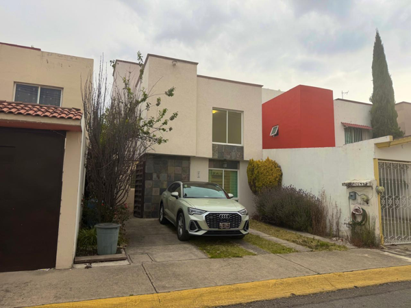 Casa en venta en San Bartolome Tlaltelulco, Metepec — foto 2 de 12