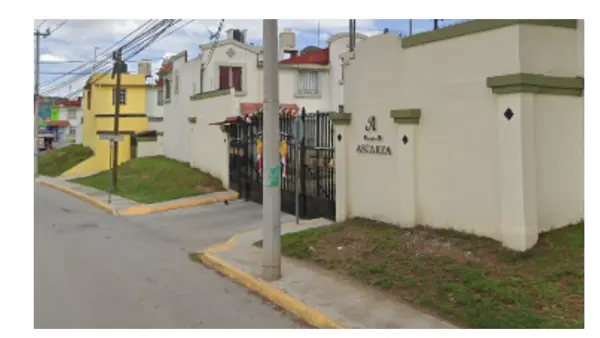 Casa en venta en Huehuetoca, Huehuetoca — foto 2 de 9