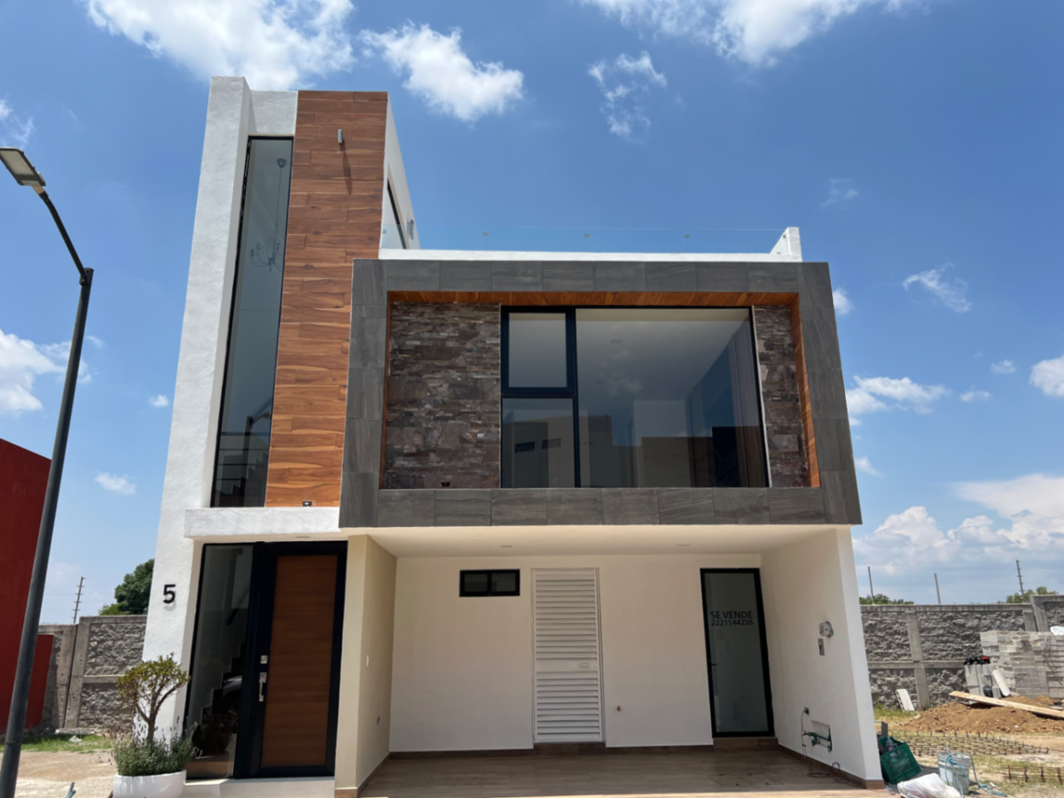 Casa en venta en Santa Barbara Almoloya, San Pedro Cholula — foto 1 de 28