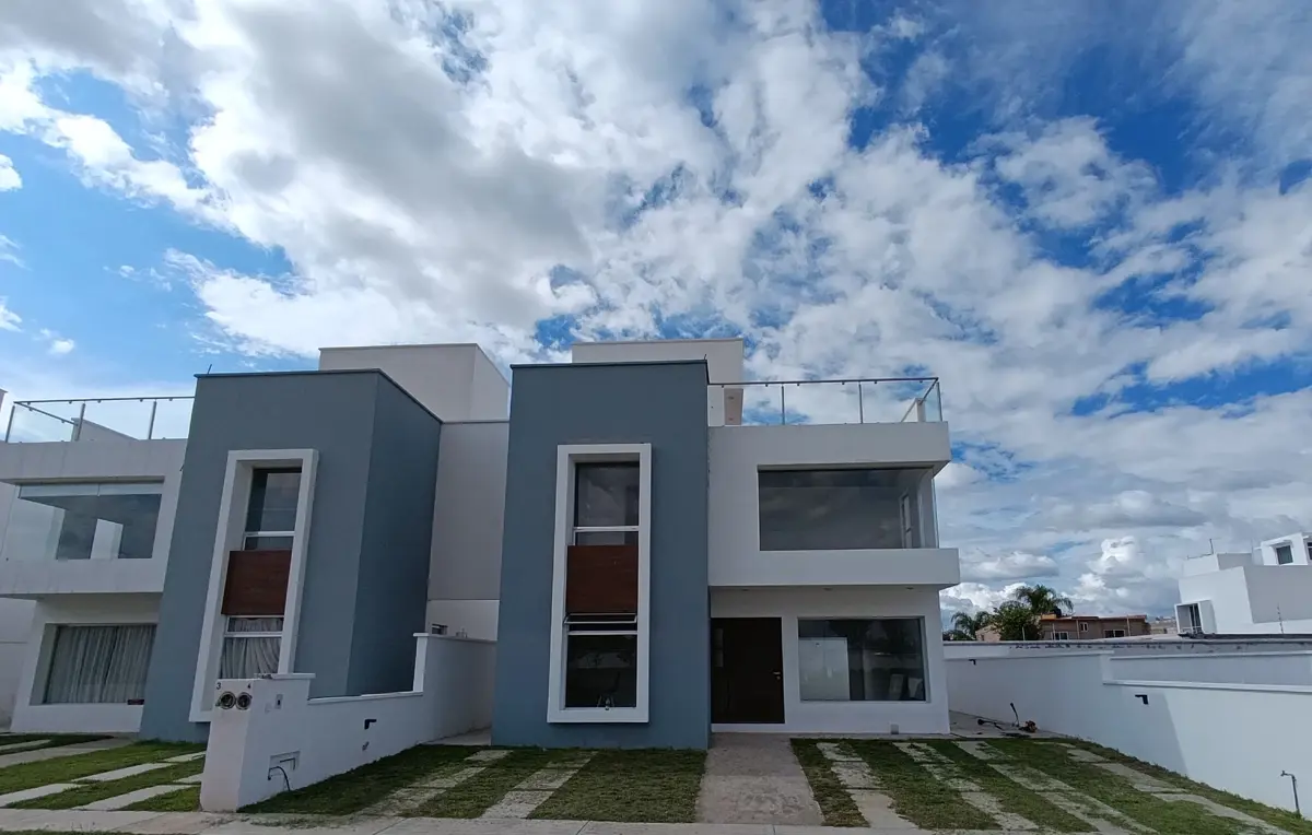 Casa en venta en Nuevo Espiritu Santo, San Juan del Río — foto 1 de 33