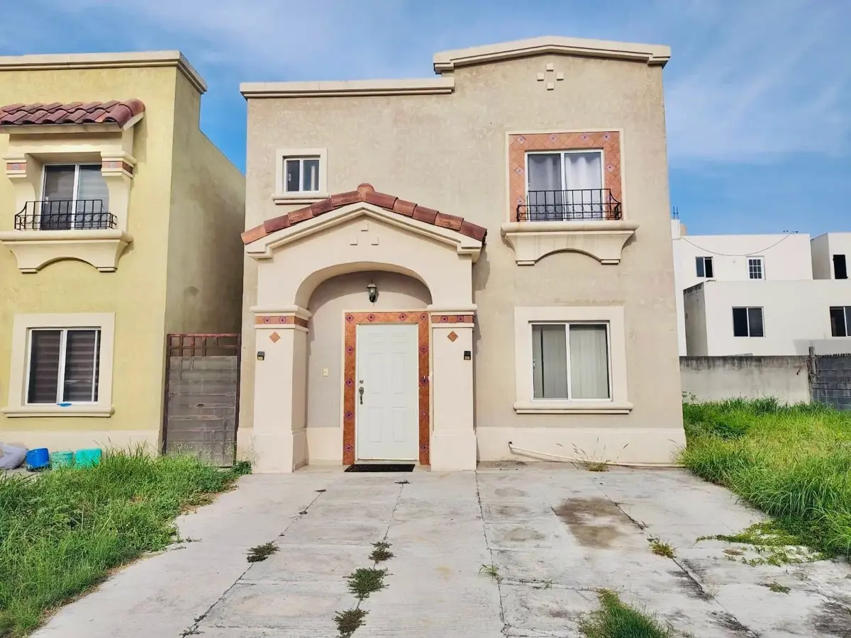Casa en renta en Quinta Montecarlo, San Nicolás de los Garza — foto 1 de 16