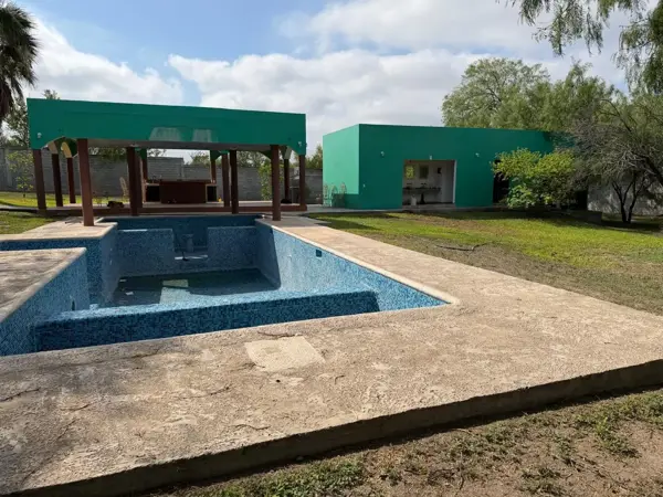 Finca-Rancho en venta en Salinas Victoria Centro, Salinas Victoria — foto 3 de 8