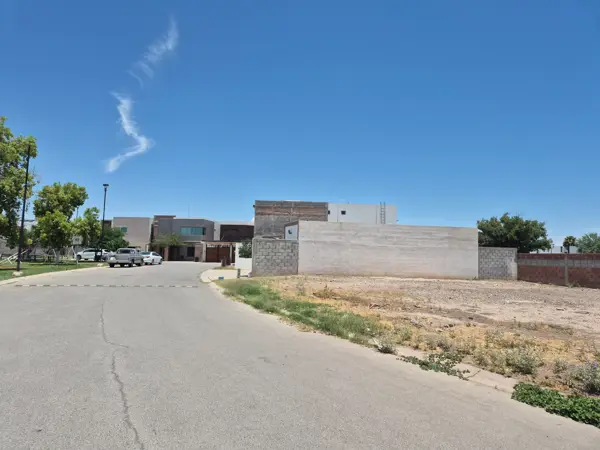 Terreno en venta en Villas del Renacimiento, Torreón — foto 3 de 5