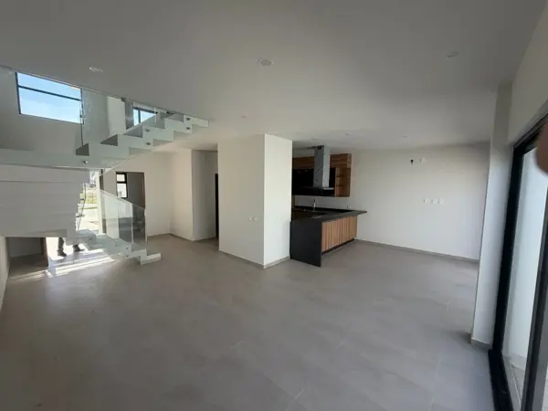 Casa en venta en Valle Imperial, Zapopan — foto 2 de 7