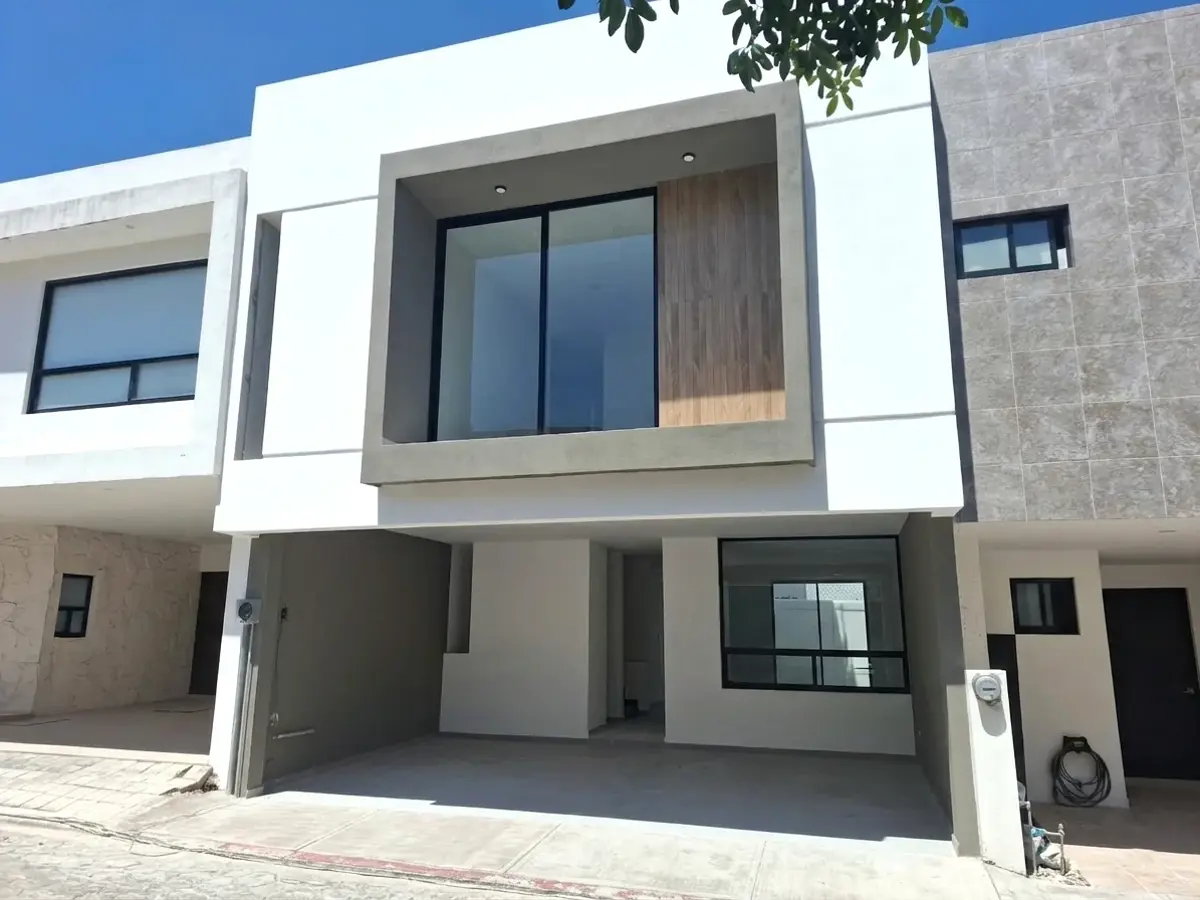 Casa en venta en Nuevo León, Cuautlancingo — foto 1 de 27