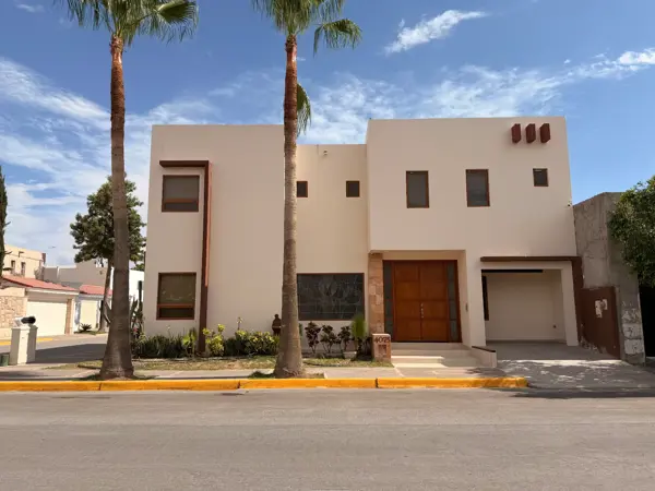 Casa en venta en Residencial los Fresnos, Torreón — foto 2 de 40