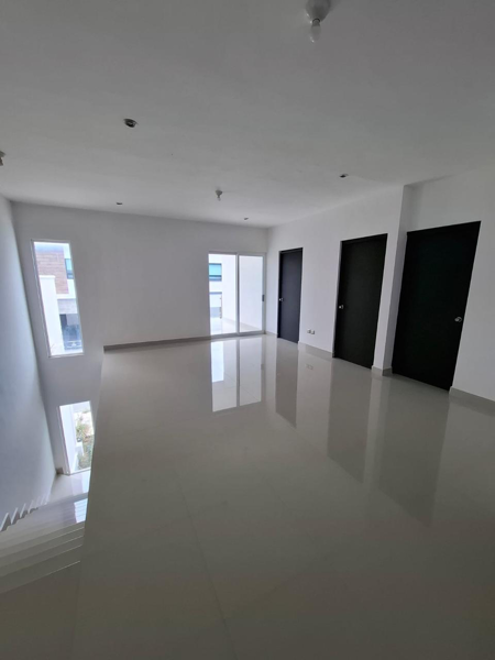 Casa en venta en Valle de Cristal, Monterrey — foto 3 de 11