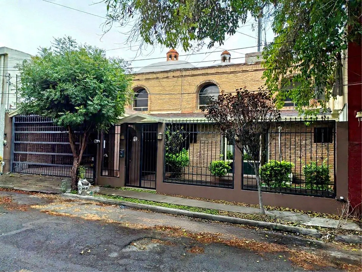 Casa en venta en Deportivo Obispado, Monterrey — foto 1 de 6