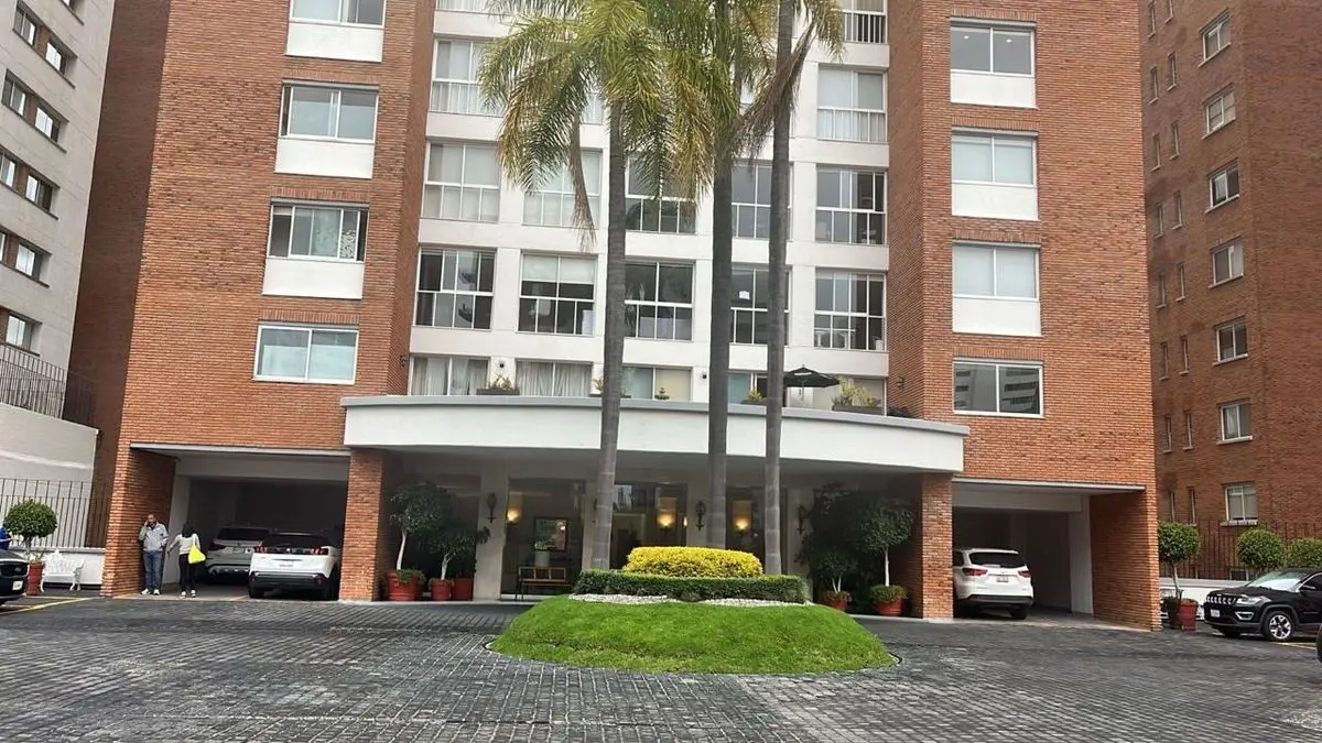 Departamento en venta en Hacienda de las Palmas, Huixquilucan — foto 1 de 23