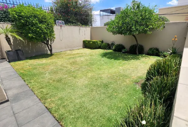 Casa en venta en Lomas de Tecamachalco, Naucalpan de Juárez — foto 2 de 13