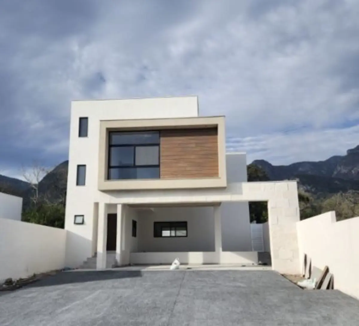 Casa en venta en Altares Residencial, Santiago — foto 1 de 9