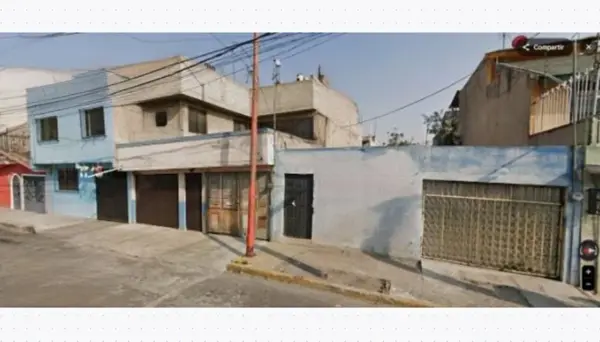 Casa en Ejecución Hipotecaria en Valle de Aragón, Ecatepec - Espacio Amplio y Conveniente LAAB1