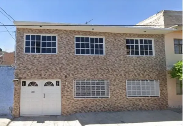 Remate hipotecario: Casa independiente en El Chamizal, Ecatepec de Morelos LAAB1