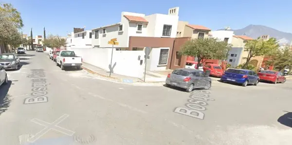 Casa en venta en Las Lomas, García — foto 3 de 10