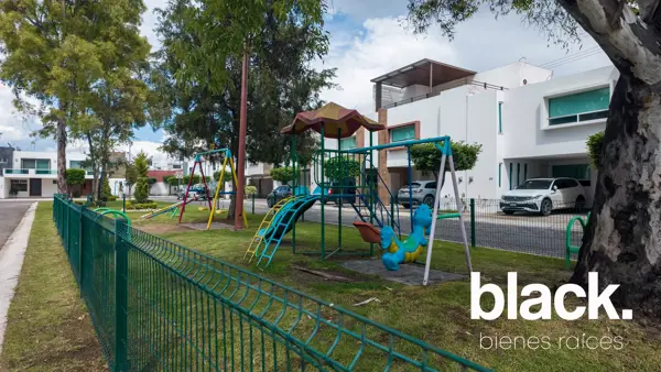 Casa en venta en San Bernardino Tlaxcalancingo, San Andrés Cholula — foto 2 de 27